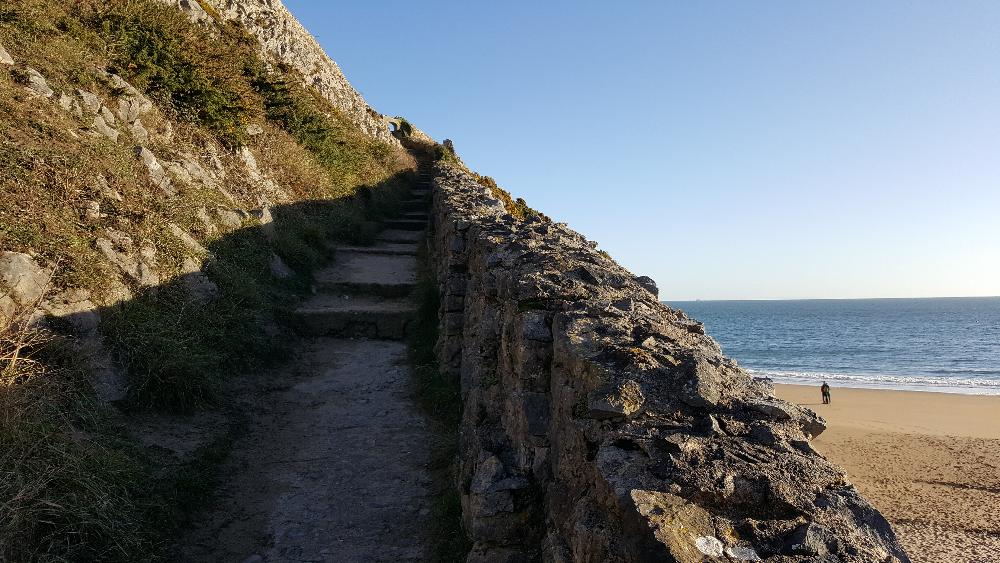 Barafundle Bay offers nice walking as well as sea swimming